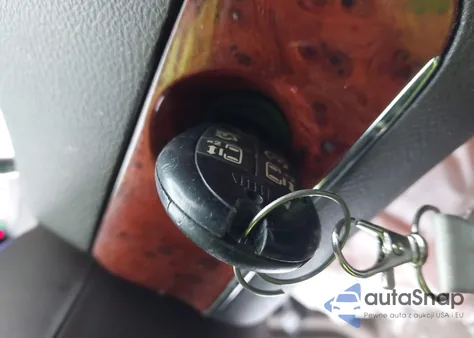 2013 Chrysler Town & Country Touring-L z USA, uszkodzony, nr VIN 2C4RC1CG6DR539151